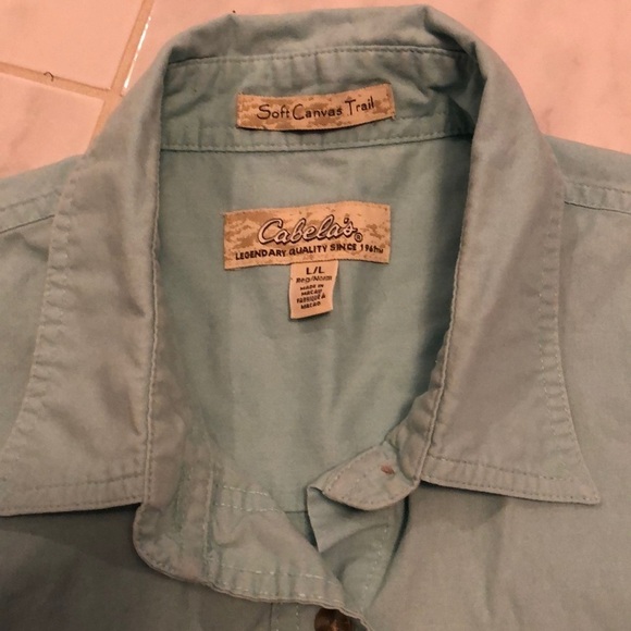 Cabelas button up sleeveless blouse. EUC - Picture 2 of 4